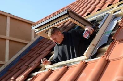 Pose de fenêtres de toit Velux à Pouge